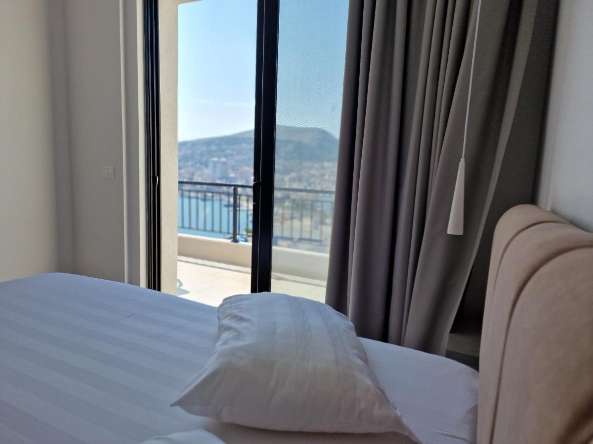 Joanna Suites Sarande Bagian luar foto