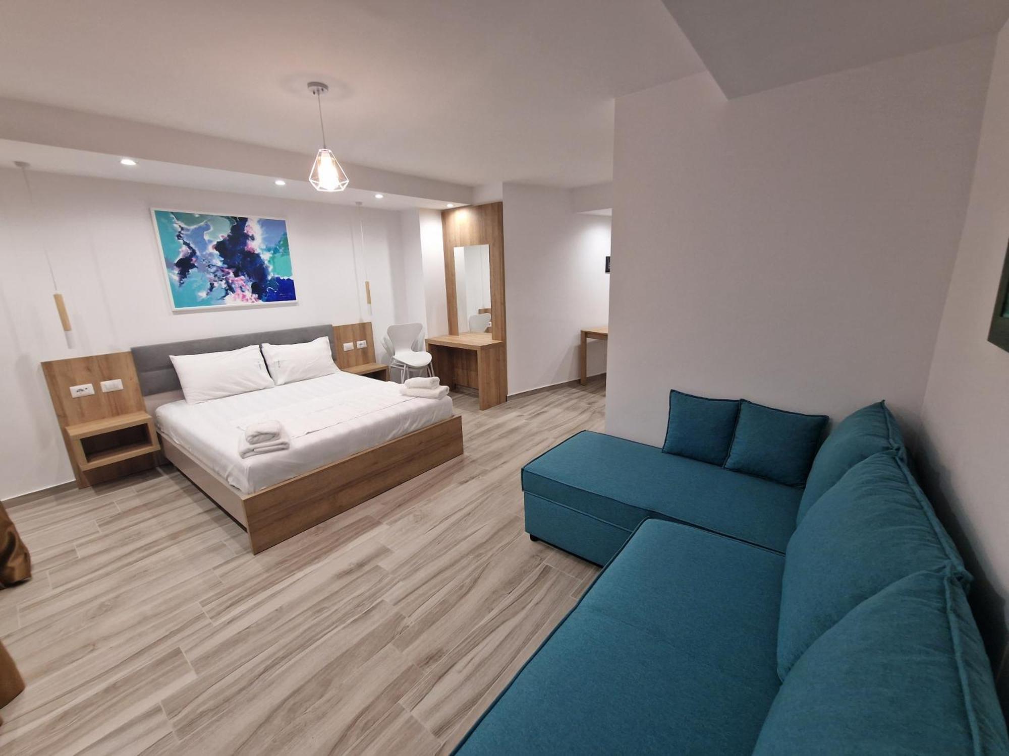 Joanna Suites Sarande Bagian luar foto