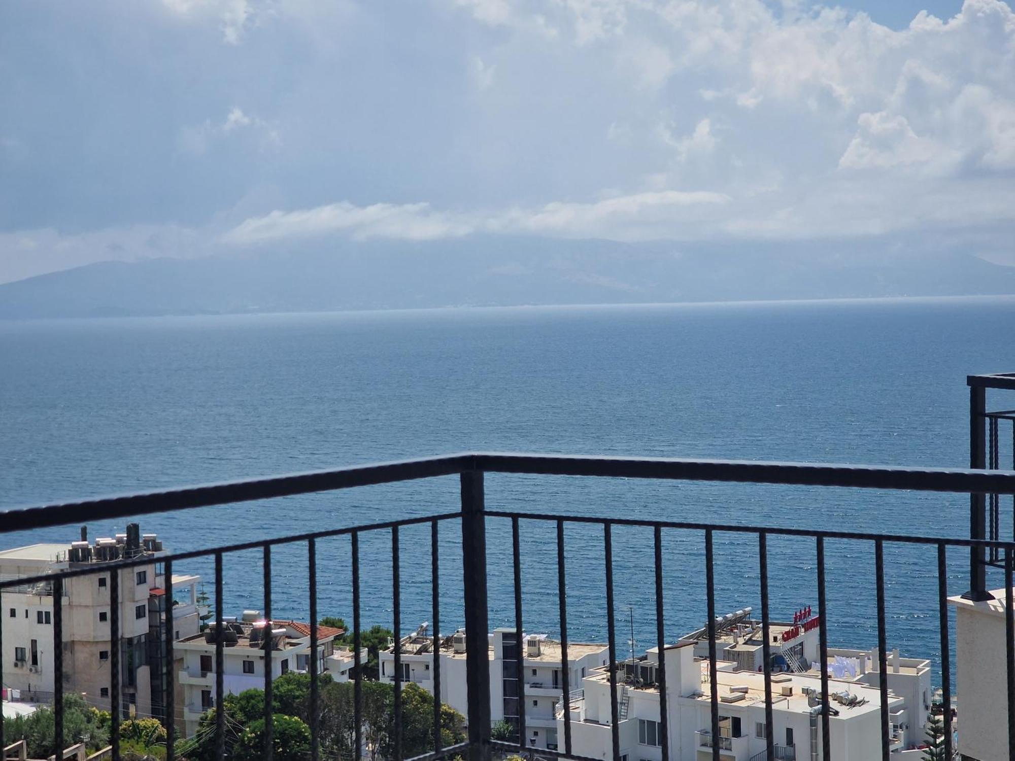 Joanna Suites Sarande Bagian luar foto