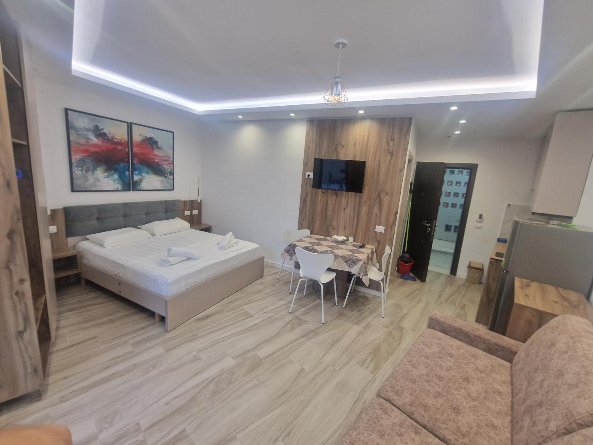 Joanna Suites Sarande Bagian luar foto