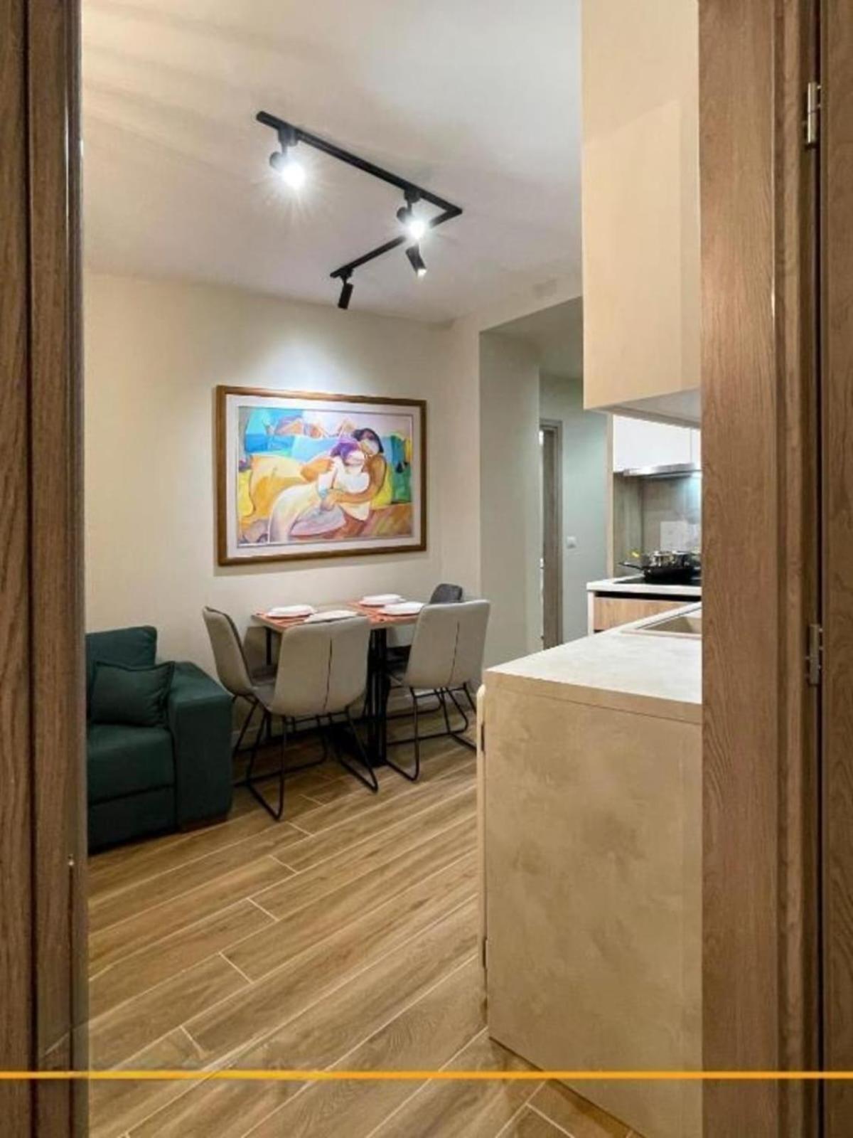 Joanna Suites Sarande Bagian luar foto