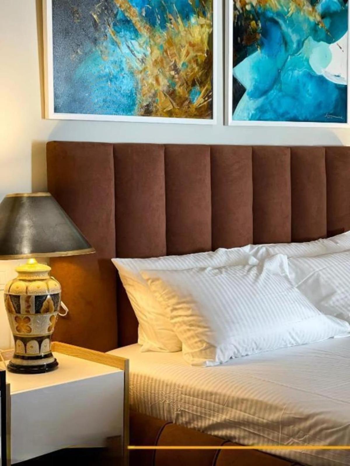 Joanna Suites Sarande Bagian luar foto