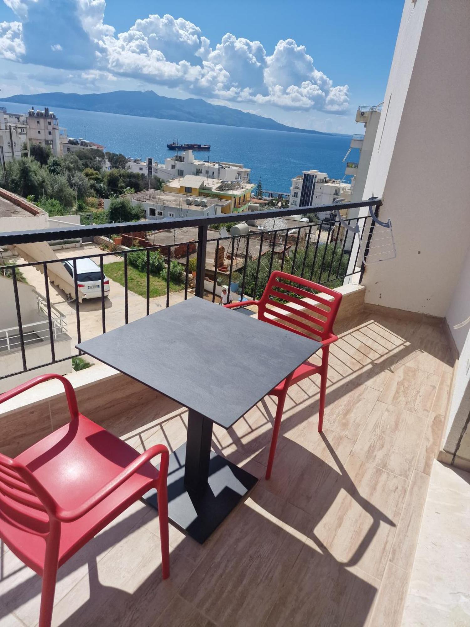 Joanna Suites Sarande Bagian luar foto